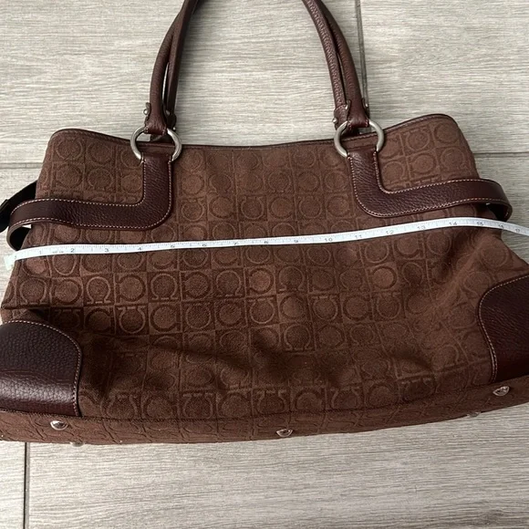 Ferragamo Gancini Brown Canvas Tote Bag w/leather details - Picture 3 of 17